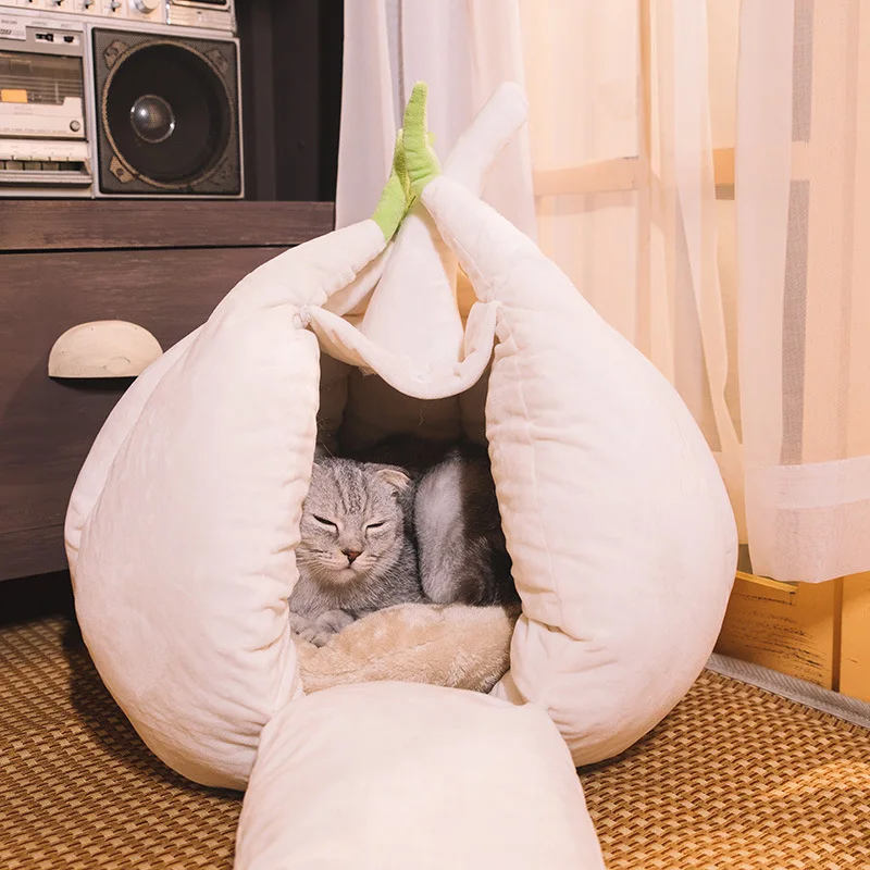 

Garlic Creative Cat Nest Keeps Warm In Autumn And winter Semi Closed Villa Pet Products Within 15 Kg Dog Bed Cat House
