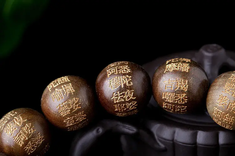 Зеленое сандаловое дерево тибетское буддистское Писание 18 + 1 четки Мала