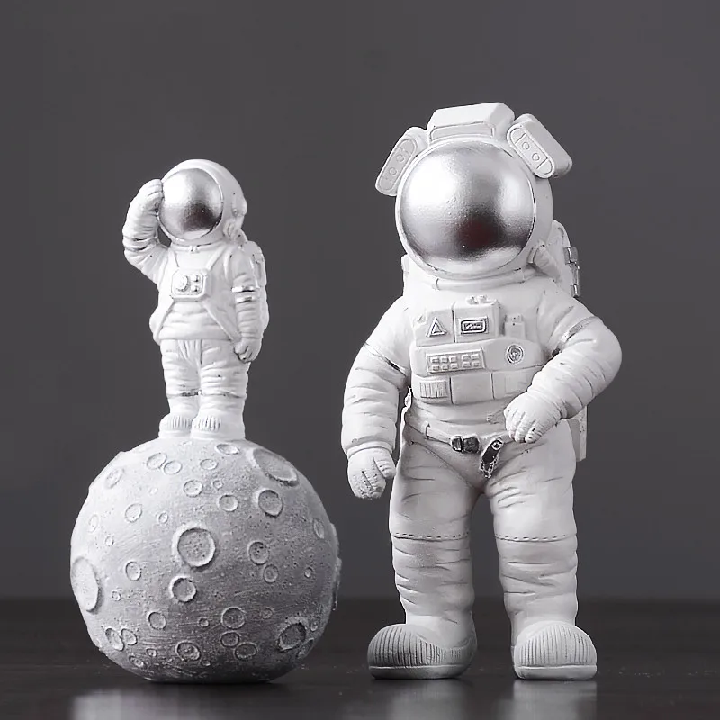 

Resin Astronaut Spaceman Sculpture Nordic Style Home Decoration Accessories desk decoration resinas planas de personajes
