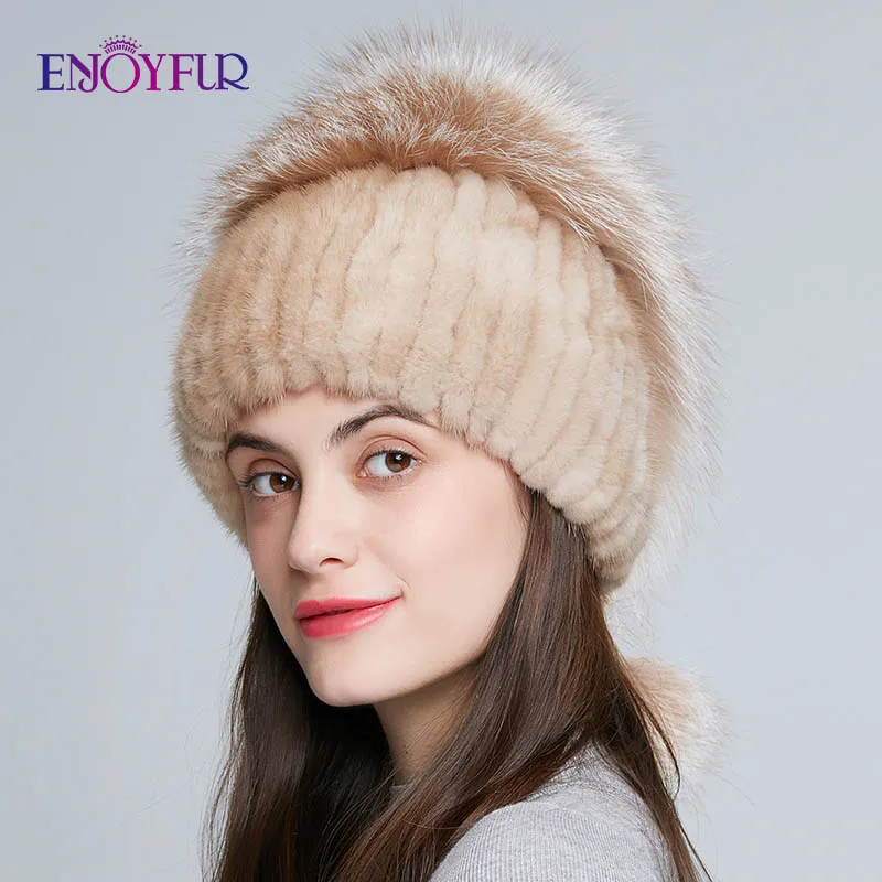 Женская шапка бини ENJOYFUR, русская шапка из натурального меха норки с помпонами из натурального меха чернобурки на зиму