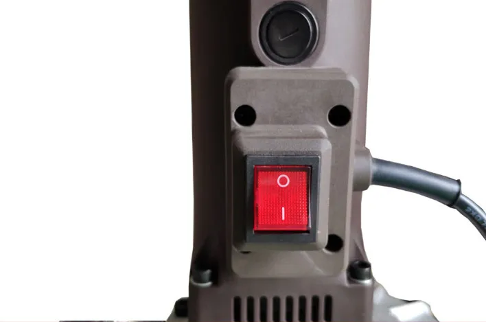 1800 Вт водоотверждаемый акрилатный затирочный материал высокого давления