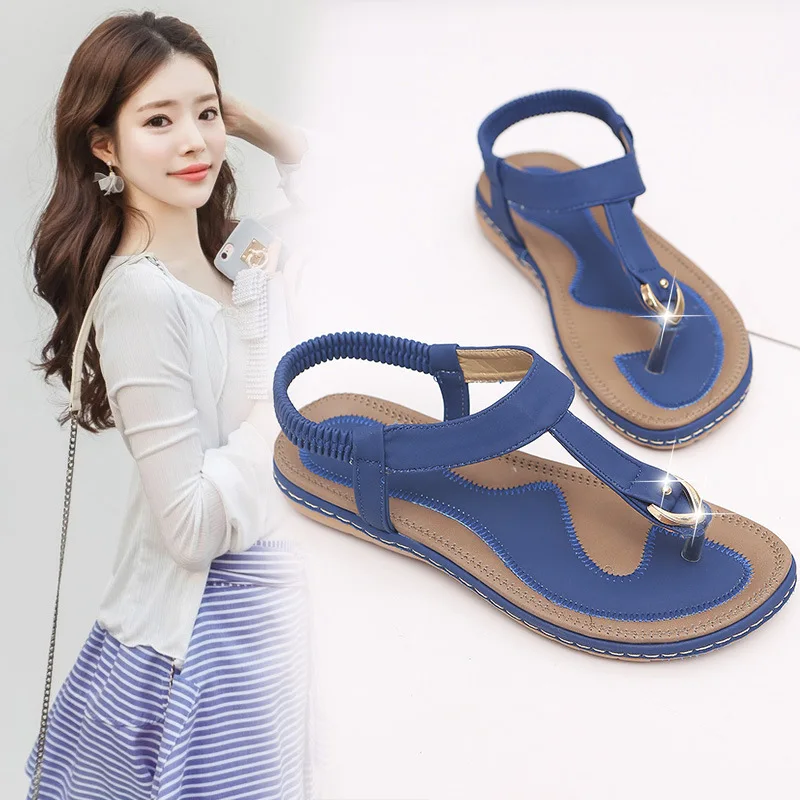 

Large size round toe flip-flops low heel 2021 new summer beach casual Roman women's flat sandals