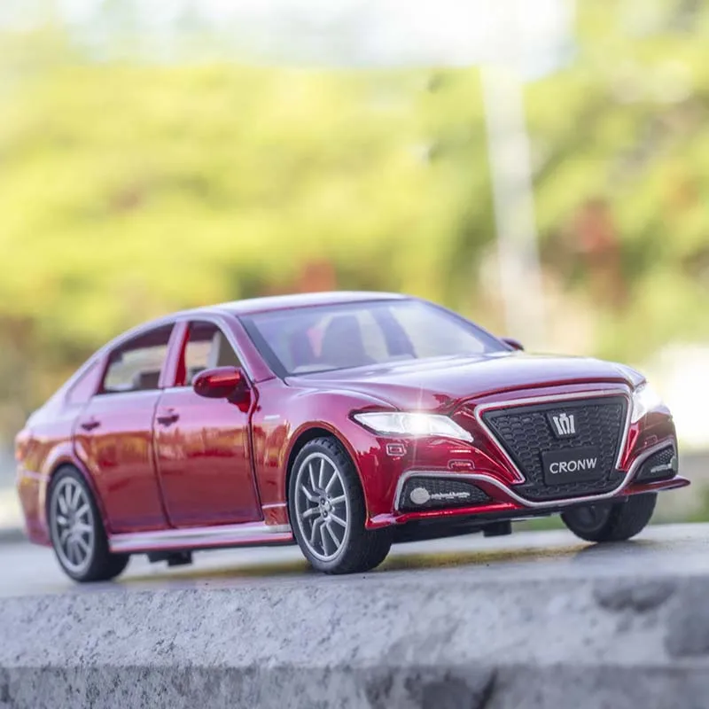 Модель автомобиля Toyota Saloon из сплава модель игрушечного литого металла имитация