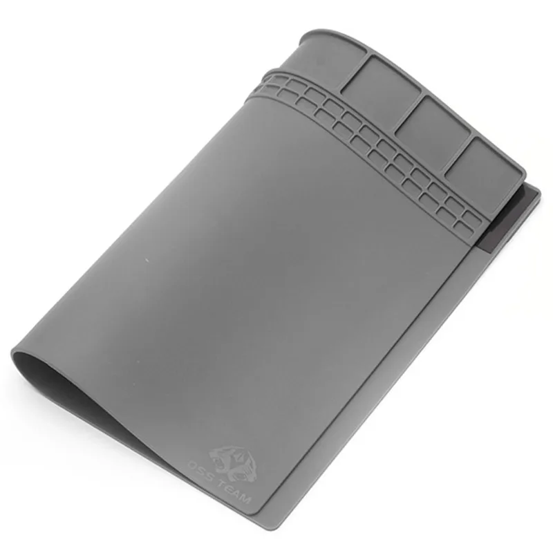 Black 405x305mm Magnetic Heat Resistant Soldering Mat Silicone Heat Gun BGA Soldering Station Desk Mat Insulation Pad Repair Tools - Color: Black