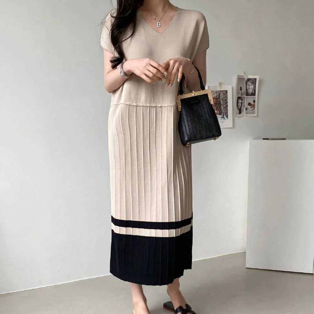 

2021 Summer New Knitting Women's Dress Japanese Style Korean Fashion Loose Casual Color Contrast Splicing V-neck Summer