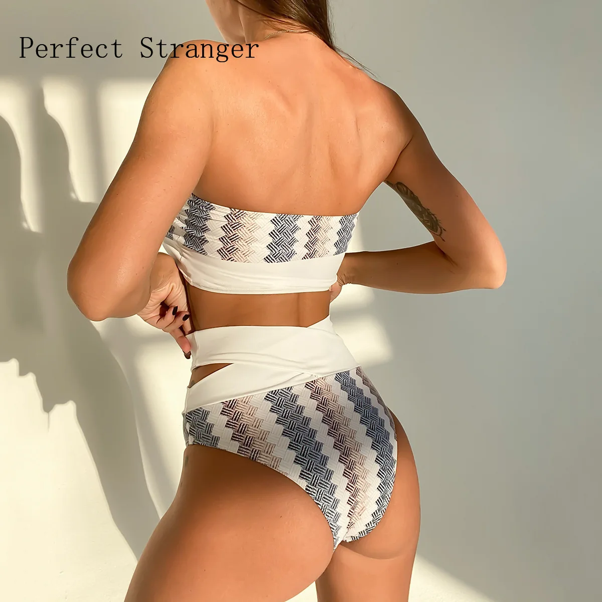 

Perfect Stranger Triangle Bikini Sets Sexy Low-waisted Padded Cups Swimsuit Two Pieces Swimwear Women 2021 Beach Bathing Suits