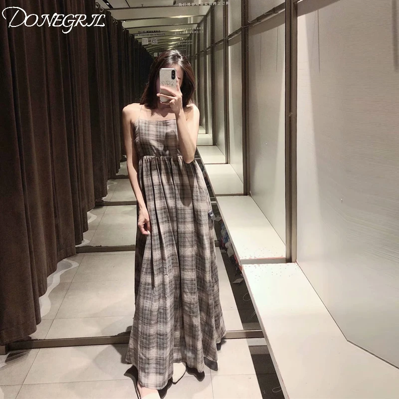 Женское клетчатое ТРАПЕЦИЕВИДНОЕ ПЛАТЬЕ Макси без рукавов с вырезом лодочкой и