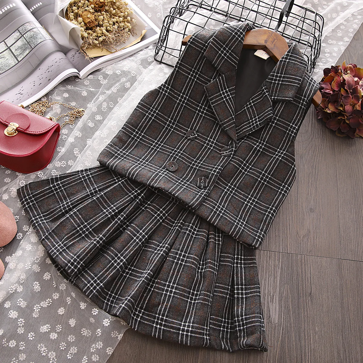 Новый весенний комплект из двух предметов для девочек в клетку модная клетчатая