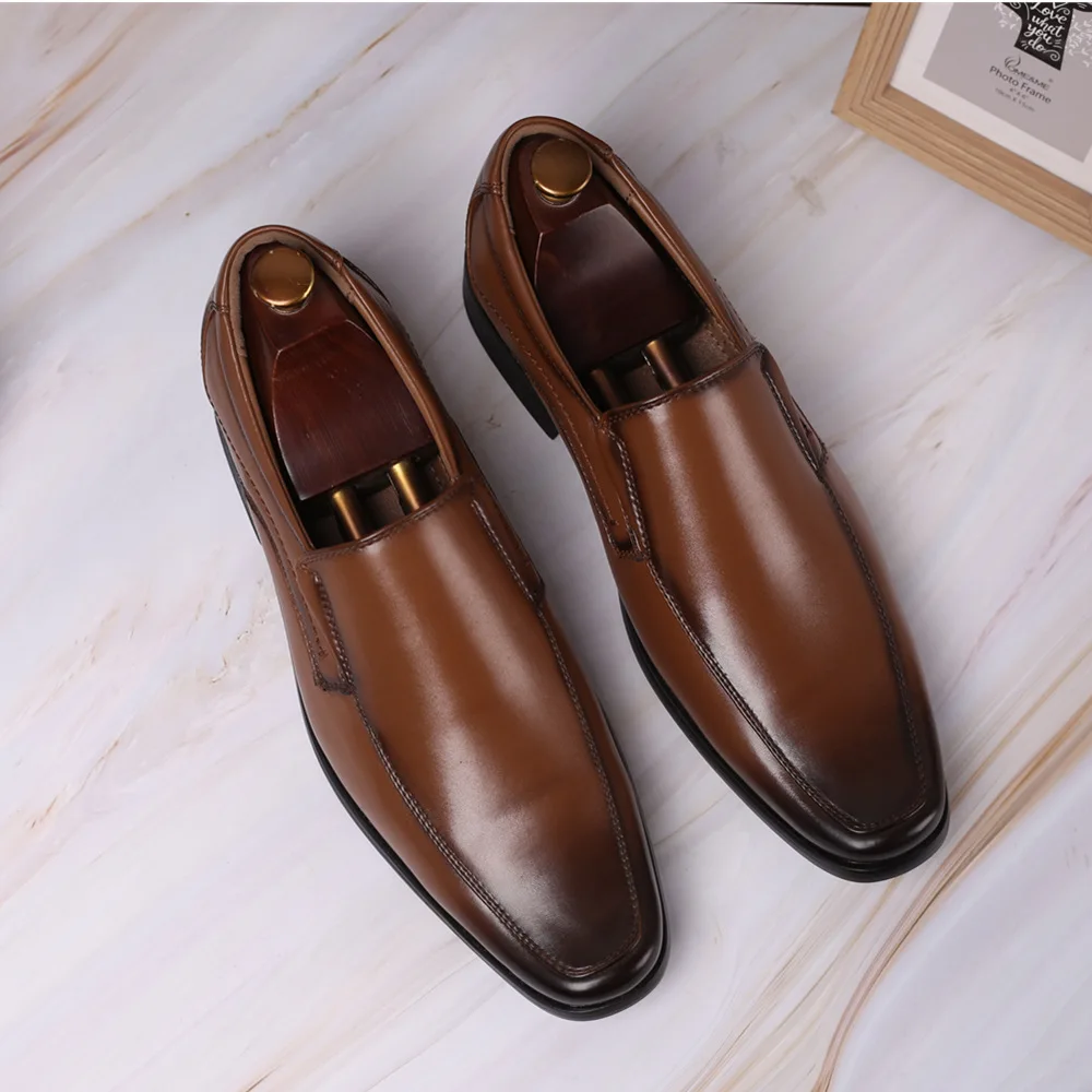 

2020 New Fashion Classic Business Men's Dress Shoes Fashion Elegant Formal Wedding Shoes Men Slip On Office Oxford Shoes For Men