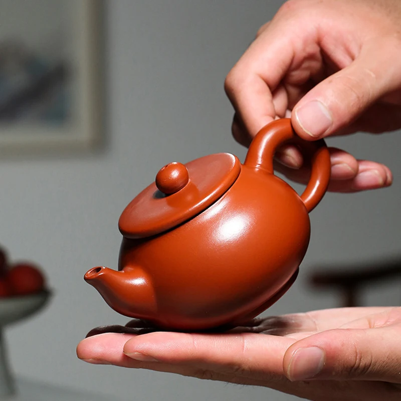 

Yixing Classic Teapot Boutique Purple Clay Tea Pot Ore Beauty Kettle Kung Fu Master Handmade Teaware Tea Ceremony Set 210cc