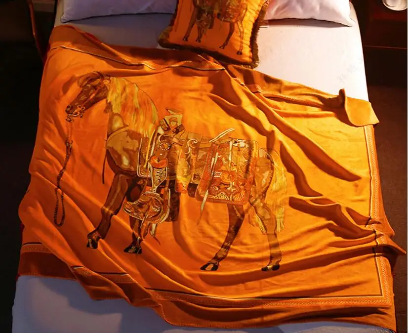 Фланелевое одеяло цвет в ассортименте