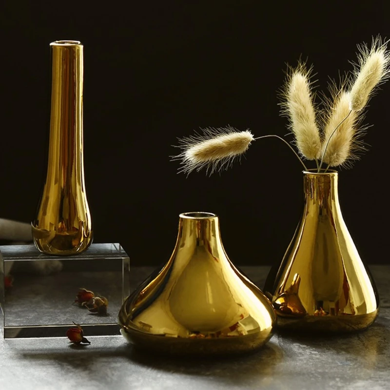 

Миниатюрная позолоченная ваза, роскошный Настольный декоративный реквизит в виде сухой цветочной бутылки для дома, спальни, гостиной