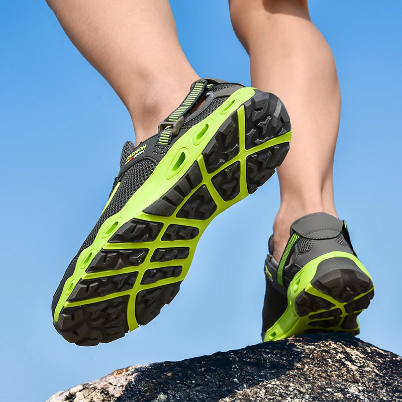 

Men Walking Aqua Shoes Professional Durable Shoes Sports Comfortable Trainers Shoes Male Training Wading Men Sneakers