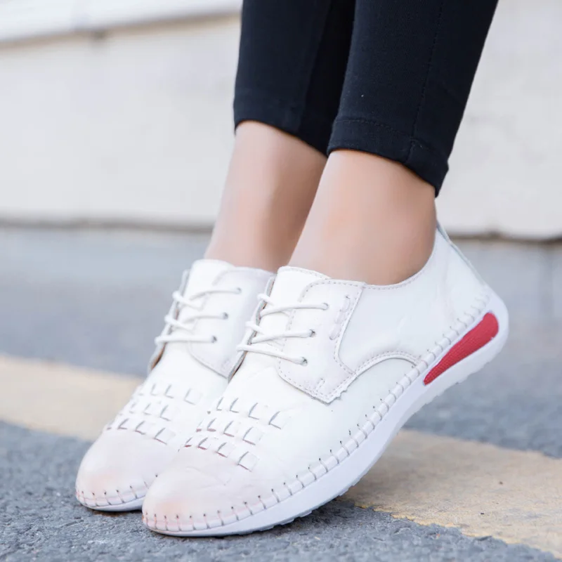 Туфли женские кожаные на плоской подошве плетеные прогулочные туфли без