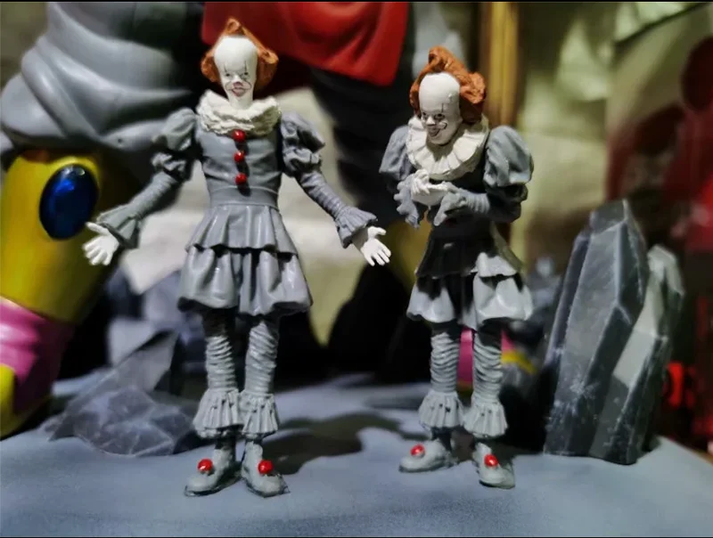 

Экшн-фигурка NECA Pennywise, фигурка из аниме «зло» Стивена Кинга, «Джокер», страшная фигурка из аниме, модель из ПВХ, ужасная игрушка 2 шт./компл.