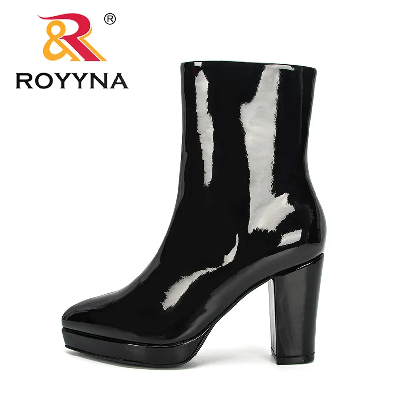 ROYYNA/Новинка 2019 года дизайнерские ботинки женские с острым носком на высоком