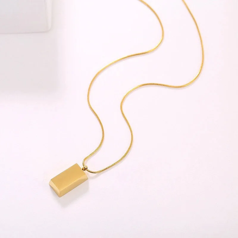 

Little Golden Bricks Pendant for Women Clavicle Chain 2021 New Fashion Luxurious Necklace Female Trendy Delicate Jewelry Chokers