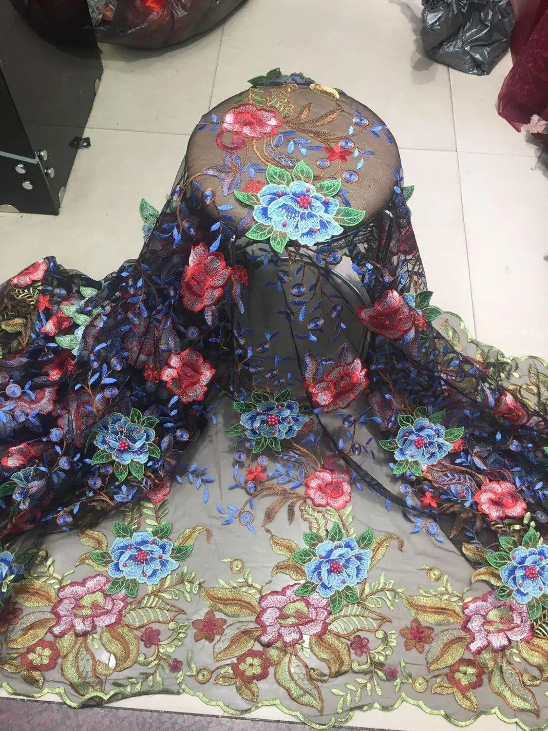 

Красивая Цветочная вышивка, сетчатая кружевная ткань, модная женская африканская тюль, сетчатая кружевная ткань с бусинами