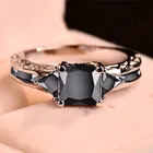Винтажное обручальное кольцо с черным Цирконом и тремя камнями