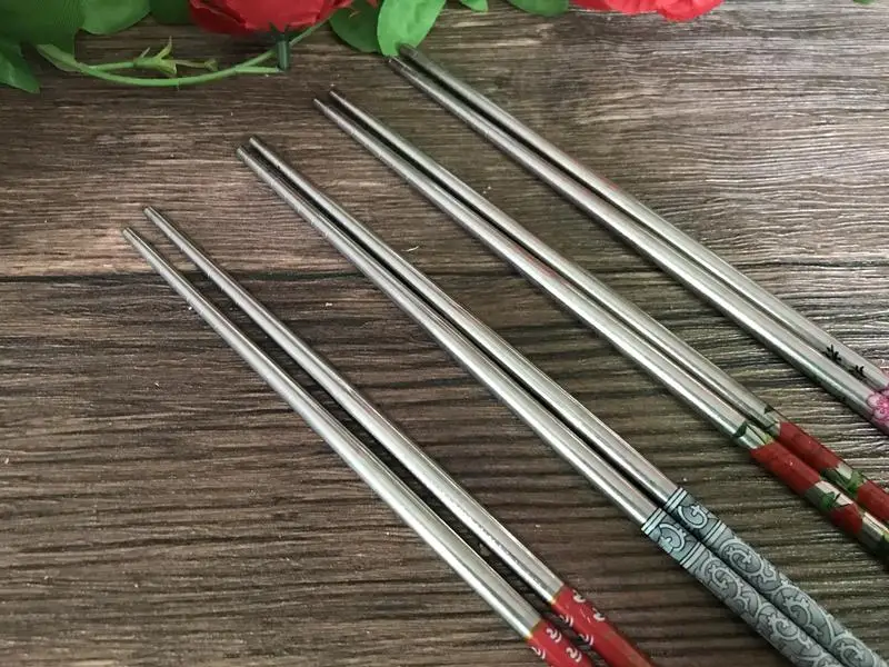 

1 Pair Stainless Steel Chopsticks Length Flower Patters Food Sticks Portable Reusable Chinese Chopsticks 23cm