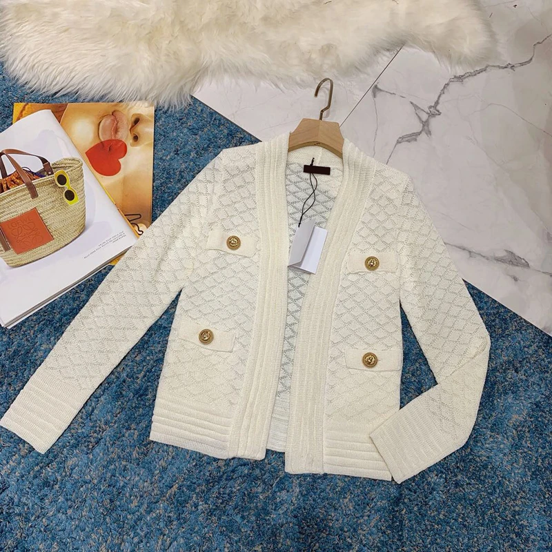 Женский трикотажный кардиган с V-образным вырезом черный или белый Повседневный