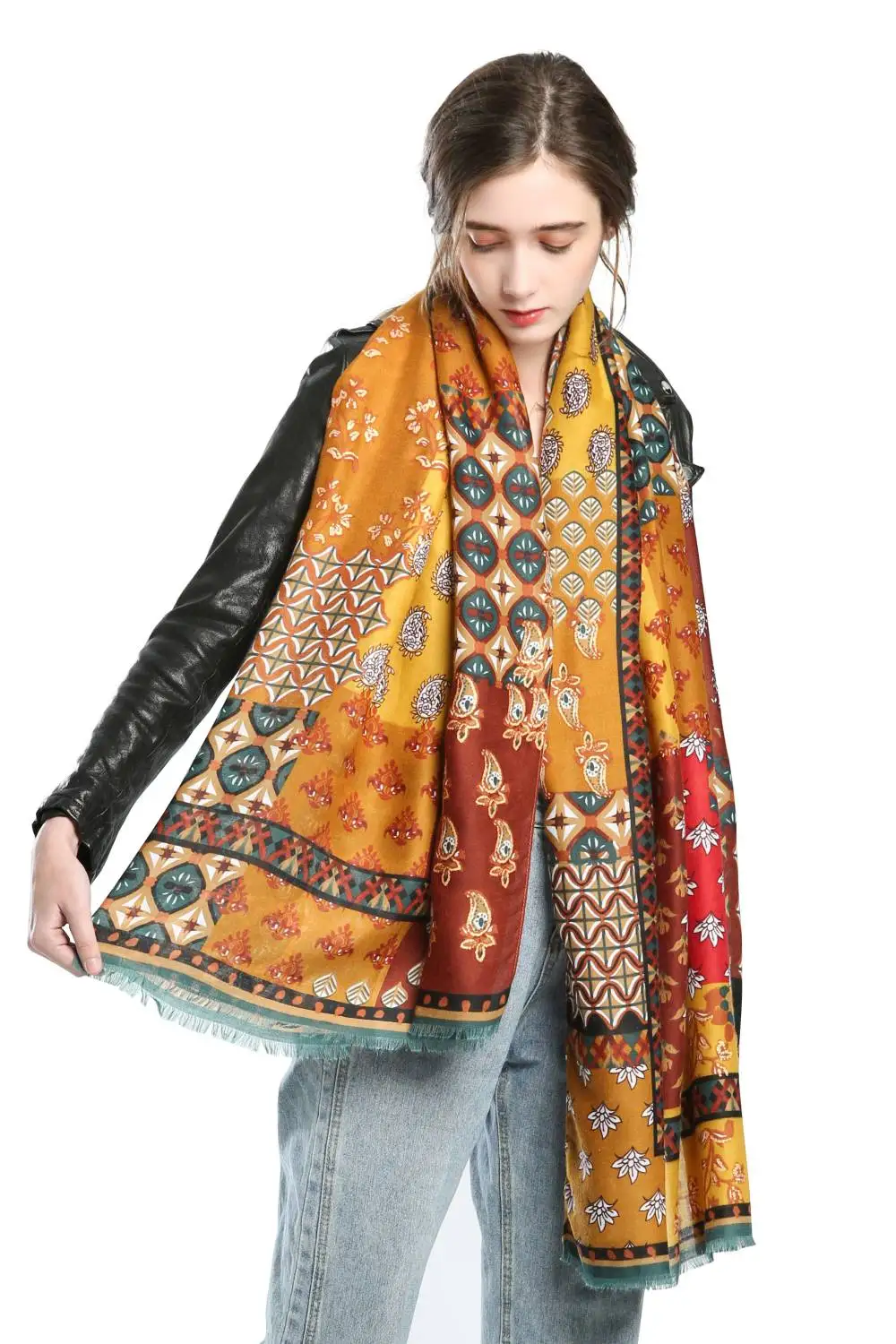 

2021 New Fashion Ladies Autumn And Winter Scarf Polyester European And American Style Long Scarf Warm Shawl