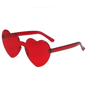 Love Heart Sunglasses Women Brand Designer New Fashion Cute Sexy Retro Cat Eye Vintage Cheap Sun Gla in USA (United States)