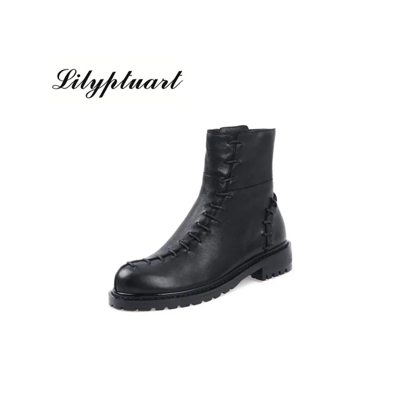 

2019 new British wind handsome wild thick with suture short boots spring and autumn locomotive high to help thick sole boots