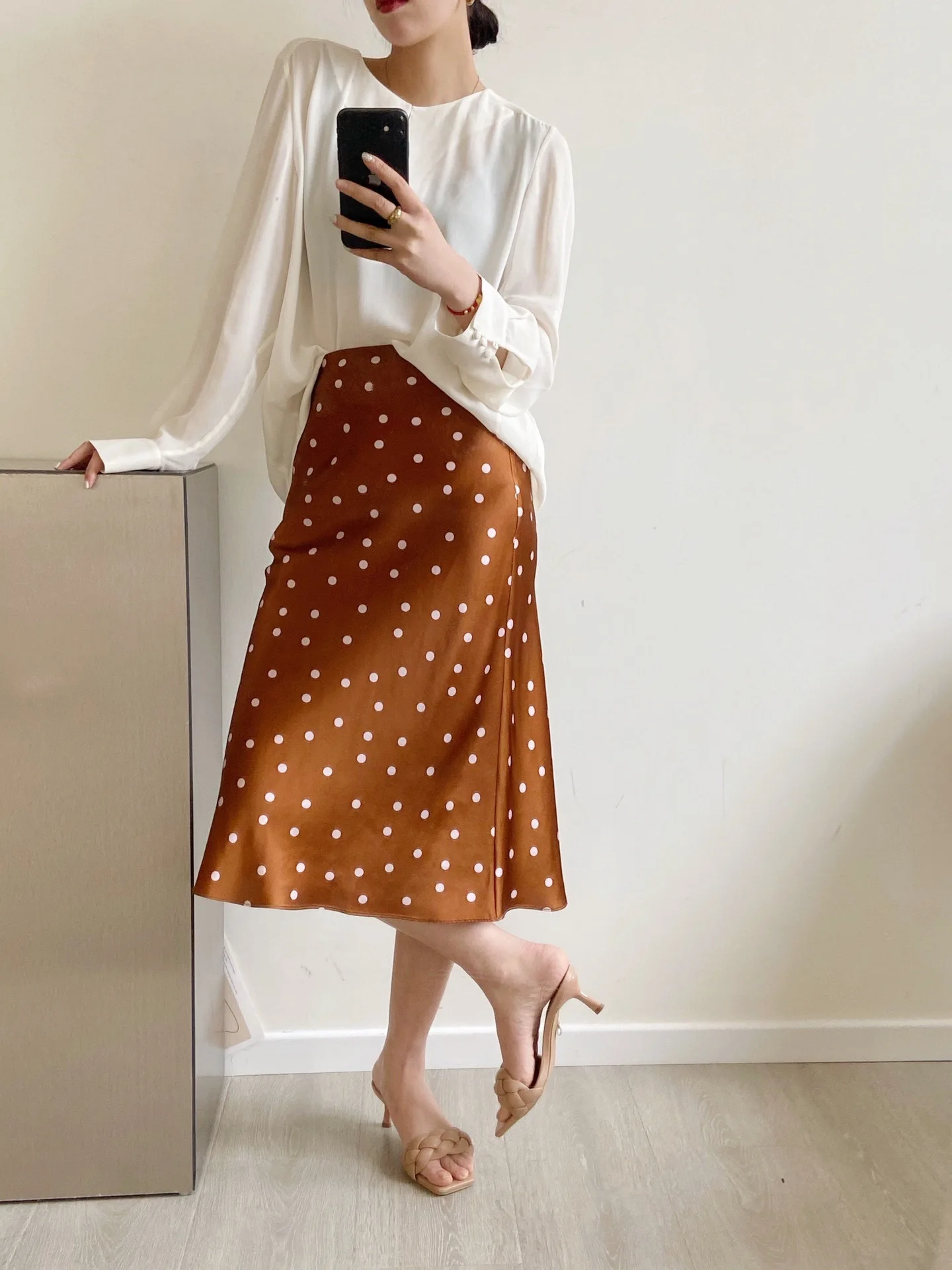 

2021 Spring And Autumn Women's New Stretch Silk Satin Polka Dot Skirt High Waist Mid-length Slim Skirt