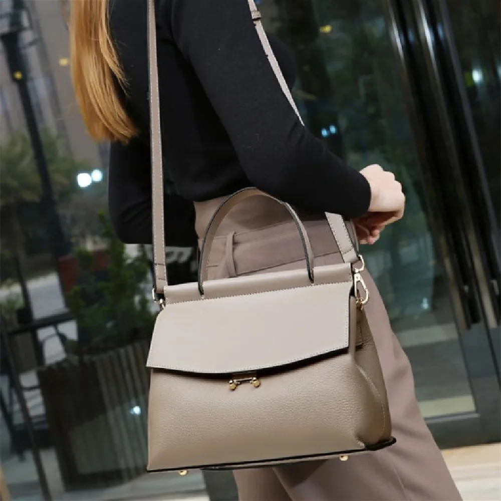 

Fashionable Handbag New Lady's Large-Capacity Multi-Functional One-Shoulder Cross-Body Bag Contracted Delicate Casual Woman Bag