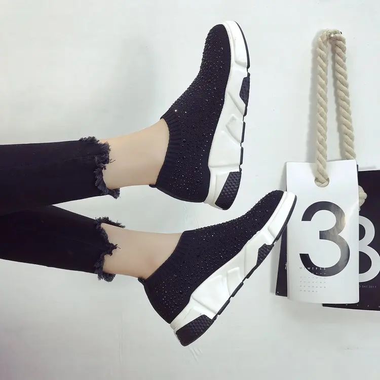 Женские туфли на платформе без застежки весенние дышащие удобные лоферы из