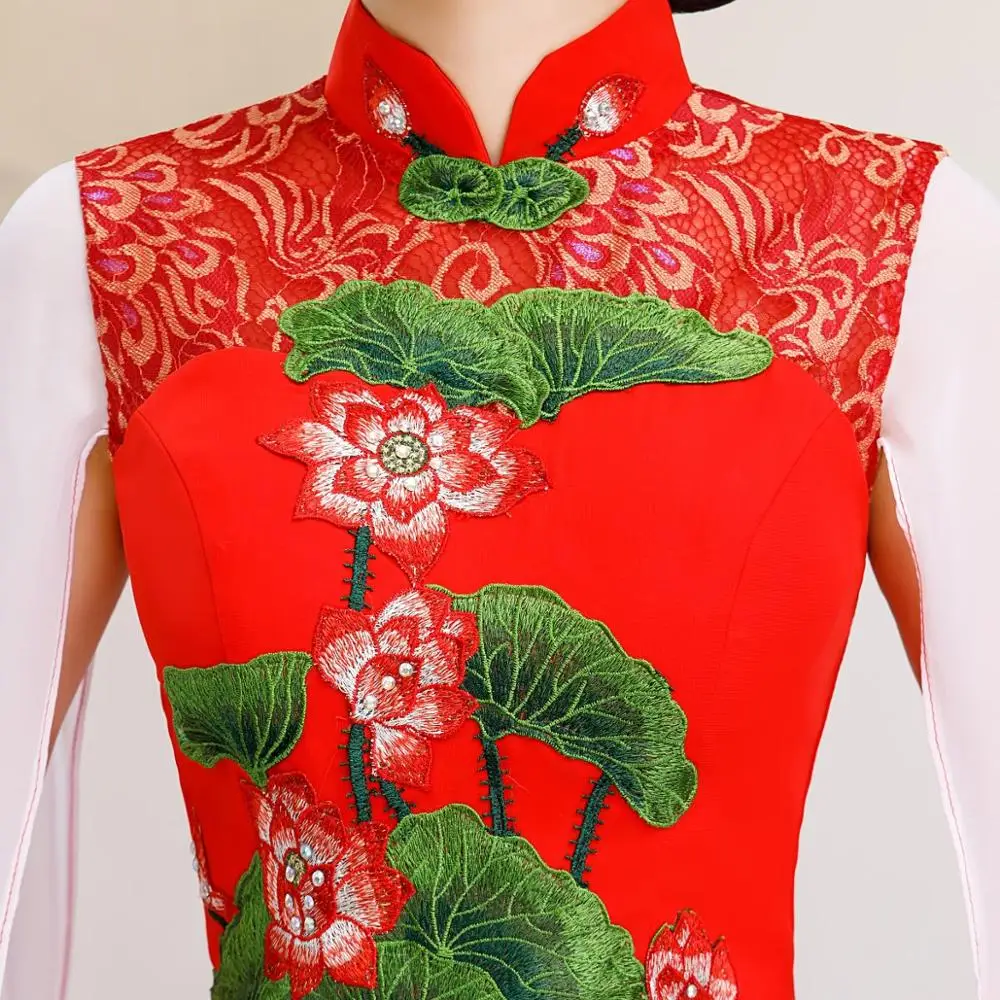 

Red Embroidery Floral Elegant Stage Show Handmade Button Silm Qipao Chinese Traditional Women Dress Vintage Lady Sexy Cheongsam