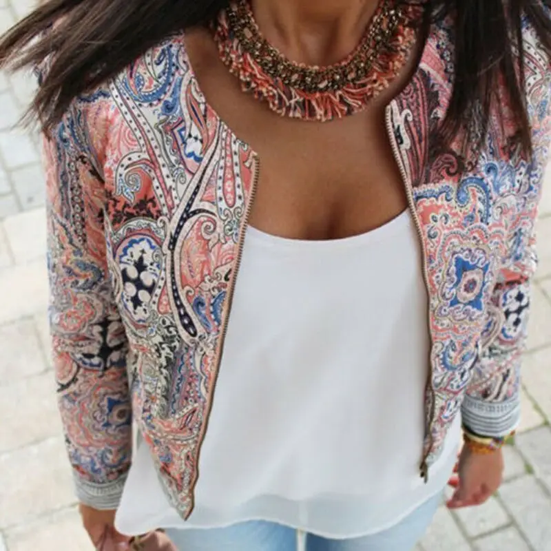 Женская байкерская куртка с винтажным принтом приталенная мотоциклетная на