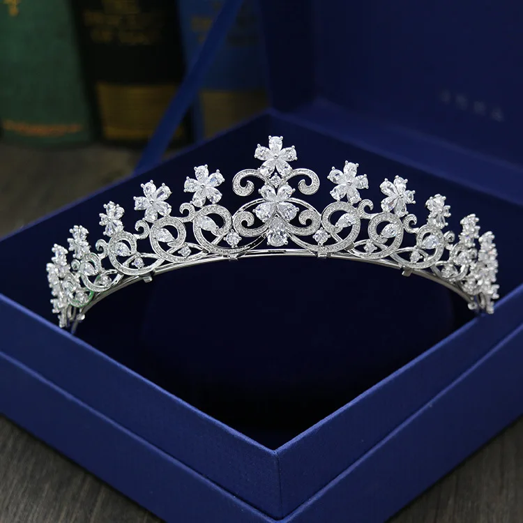 

Crown New Bridal Wedding Tiaras And Crowns Lengthen Headdress Women's Anniversary Party Hair Accessories Jewelry Wedding C046