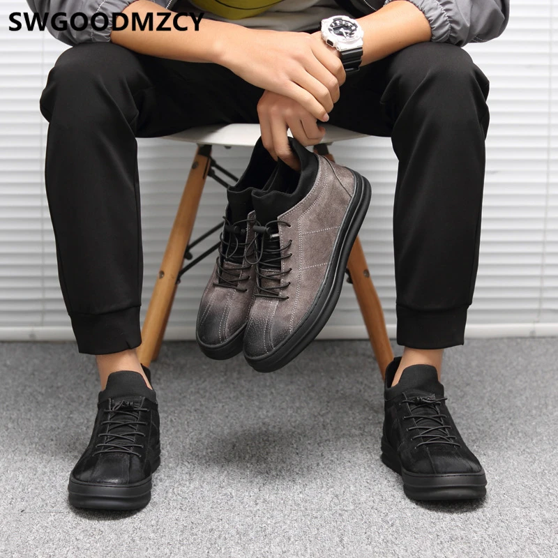 

Luxury Mens Shoes Genuine Leather Shoes Mens Boots Casual Fashion Designer Shoes Men High Quality Winter Boots Brand Buty Meskie