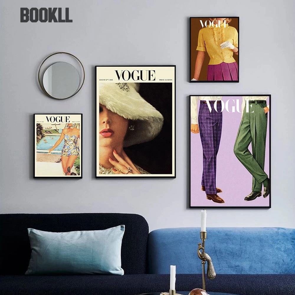 

Retro Fashion Man Woman Vogue Spring Autumn Edition Clothing HD Print Art Canvas Painting Poster Modern Home Decoration For Livi