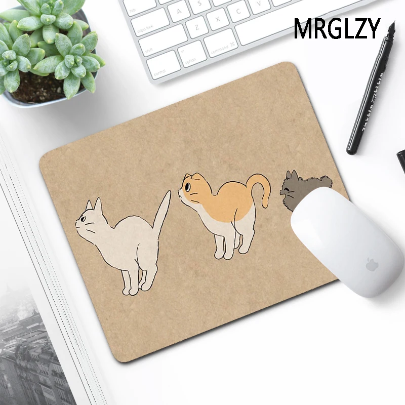

Маленький резиновый коврик для мыши с аниме-рисунком, милые Коты, игровые аксессуары, коврик Kaeyboard, милый Настольный коврик, Настольный ковр...