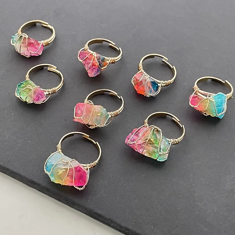 

Женское кольцо в богемном стиле, кольцо из натурального камня золотистого цвета с окрашенными кристаллами, ювелирное изделие ручной работы...