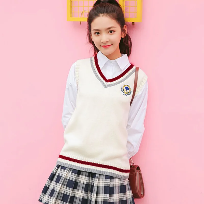 

Women's V Neck Preppy Style Casual Knit Sleeveless Vest Tops