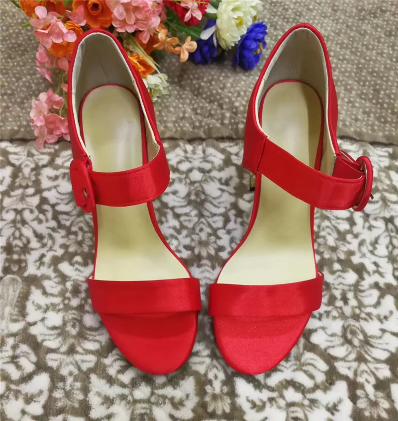 

Diamond Hoof Heel Gladiator Sandals Women Luxury Satin Cover Heels Open-strap High Heel Rhinestone Summer Shoes Woman