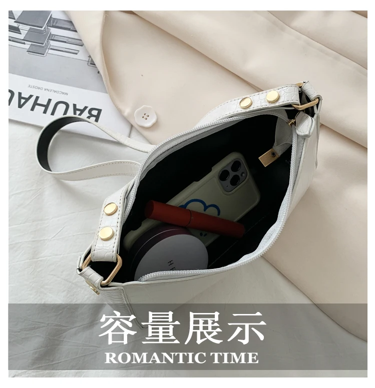 

Soild Colour Simple Design Women Underarm Bag Crocodile Pattern Female Baguette Handbag Soft PU Leather Ladies Shoulder Bags