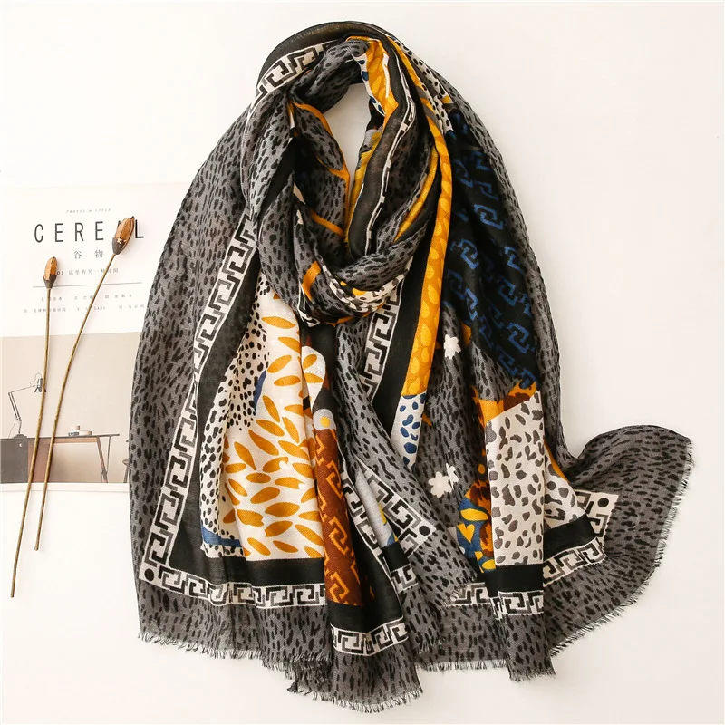 

Ladies Fashion Leopard Viscose Scarf Women Luxury Brand Shawls and Wraps Cotton and Polyester Muslim Hijab 180*90Cm