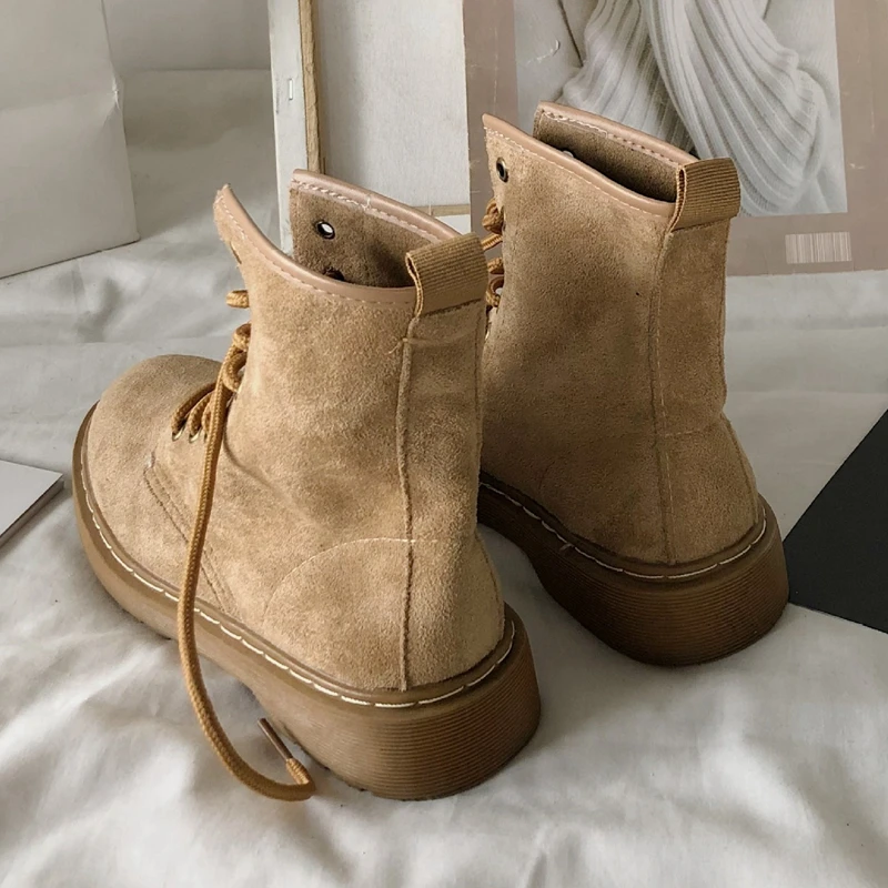 

Vitage British Street Army Ankle Boots Fur Warm Strap Lace Up Platform Combat Hiking Breathable M Boots Spring Autumn 40 S2196