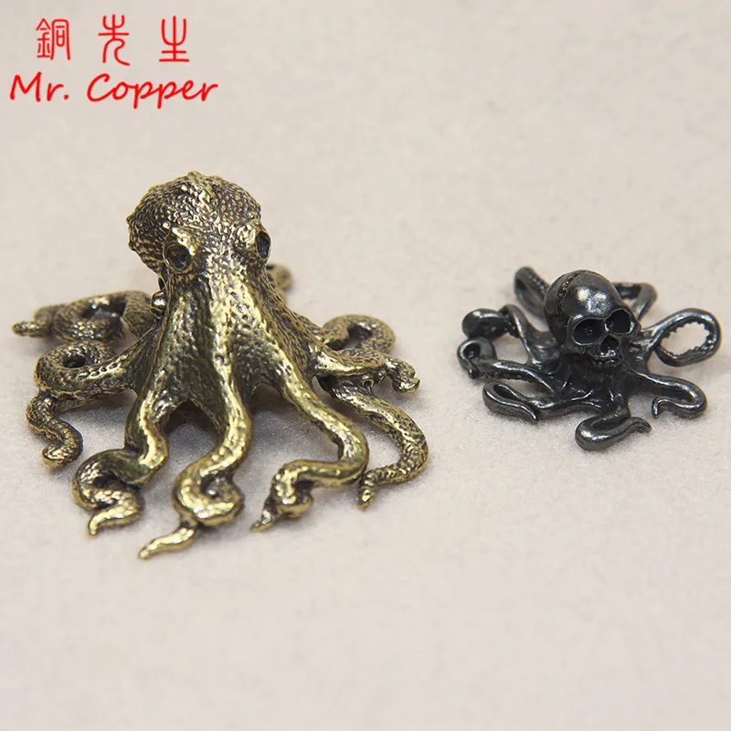 Metal Brass Small Octopus Statue Tea Pet Desk Ornament Lucky Home Decorations Accessories Vintage Animal Crafts Home Decorations