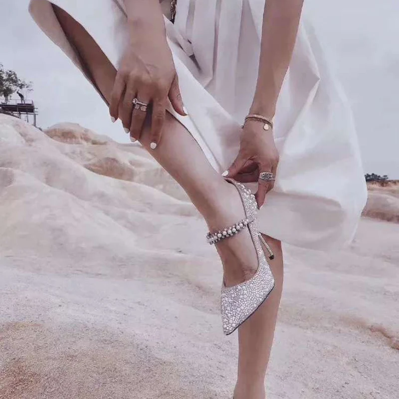 Красивые бежевые свадебные туфли на каблуке с жемчугом Вечерние для невесты