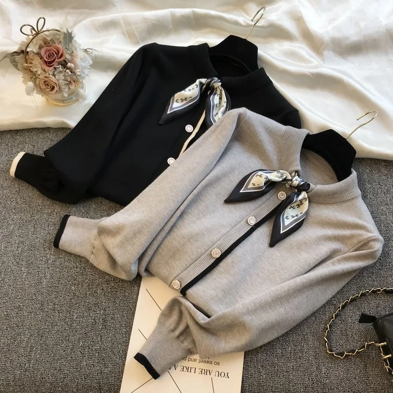 

Женский трикотажный кардиган с воротником-бабочкой, осень 2021