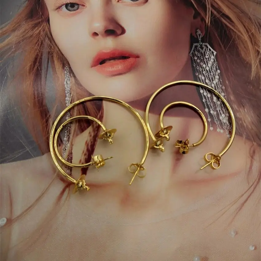 

Rock Cool Space Planet Circle Hoop Earrings Girls exaggeration Punk Hiphop Saturn Dangle Drop Earrings for women Jewelry Gift