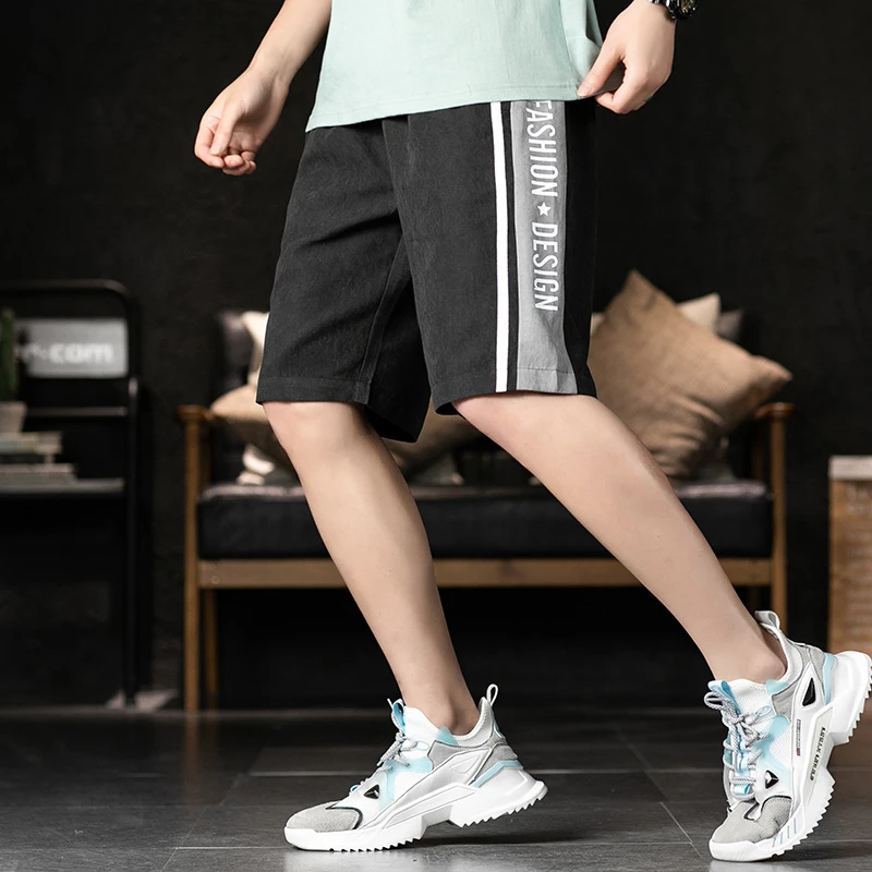 Мужские повседневные шорты с эластичной талией серые летние принтом лоскутные