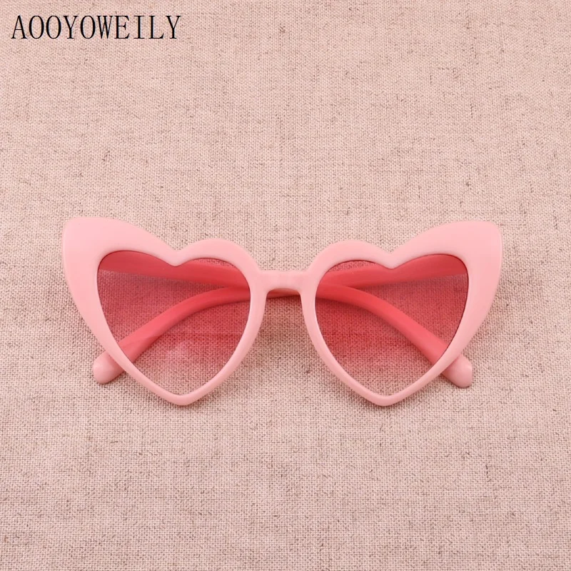 

Women Heart Glasses Effect Fashion Heart Lenses Sunglasses For Women Classic Driving Female Sunglass Pink Eyewear Sun Glasses
