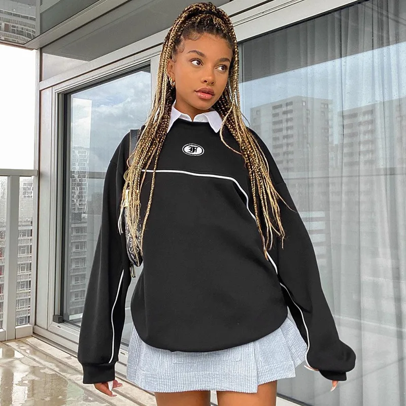 

New loose ladies' sweaters with pinstripe round neck pullover in contrasting colors